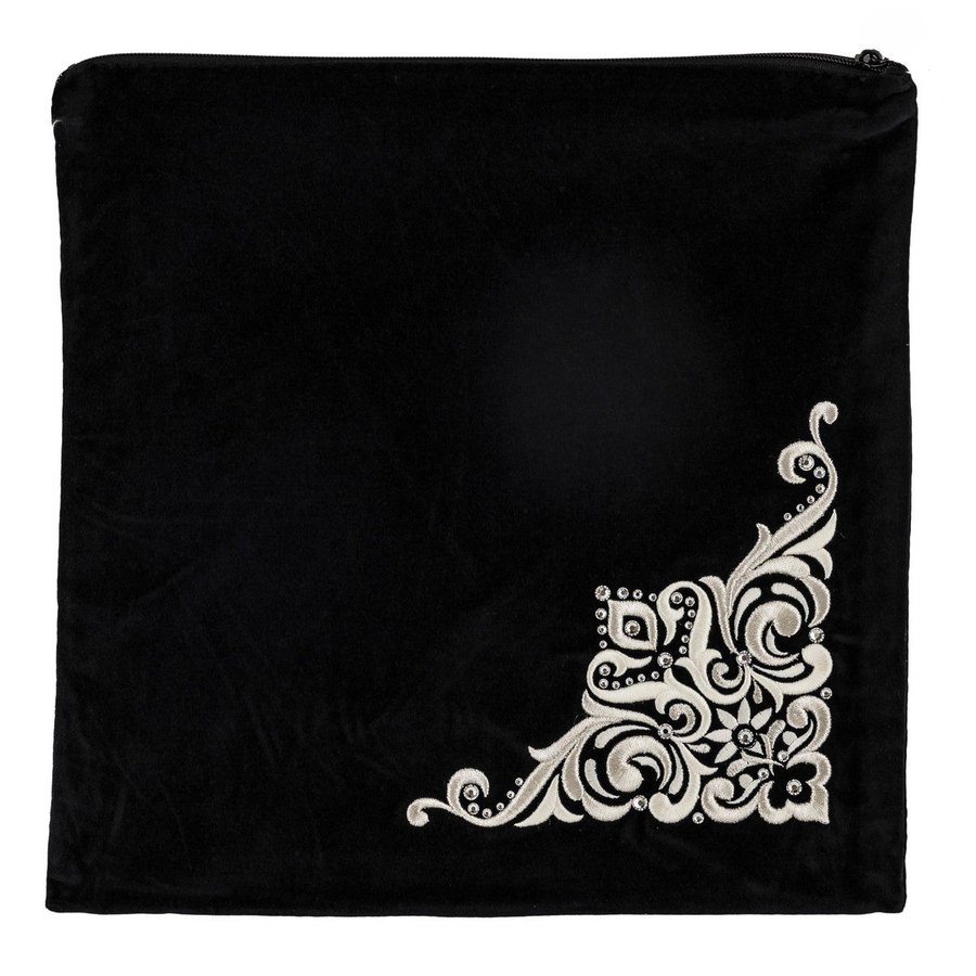 Tallit bag in black velvet with silver embroidery, design MC 84