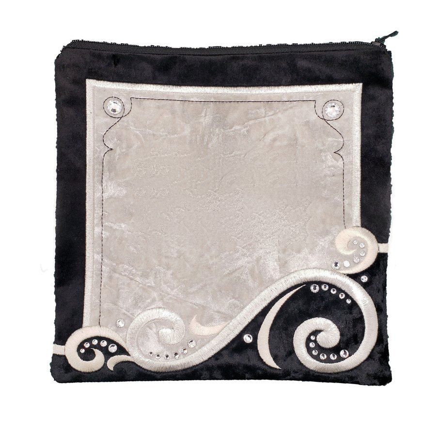 Tallit bag in white and black, design MC V2015