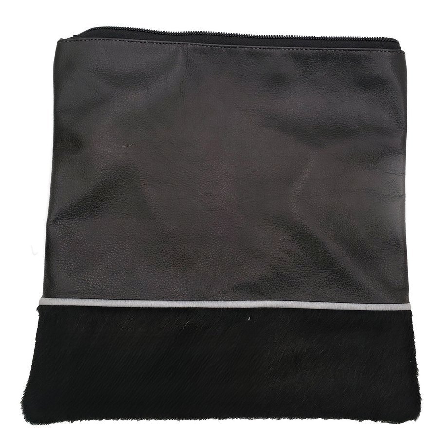 Tallit bag in black leather and black fur, design MC 5024