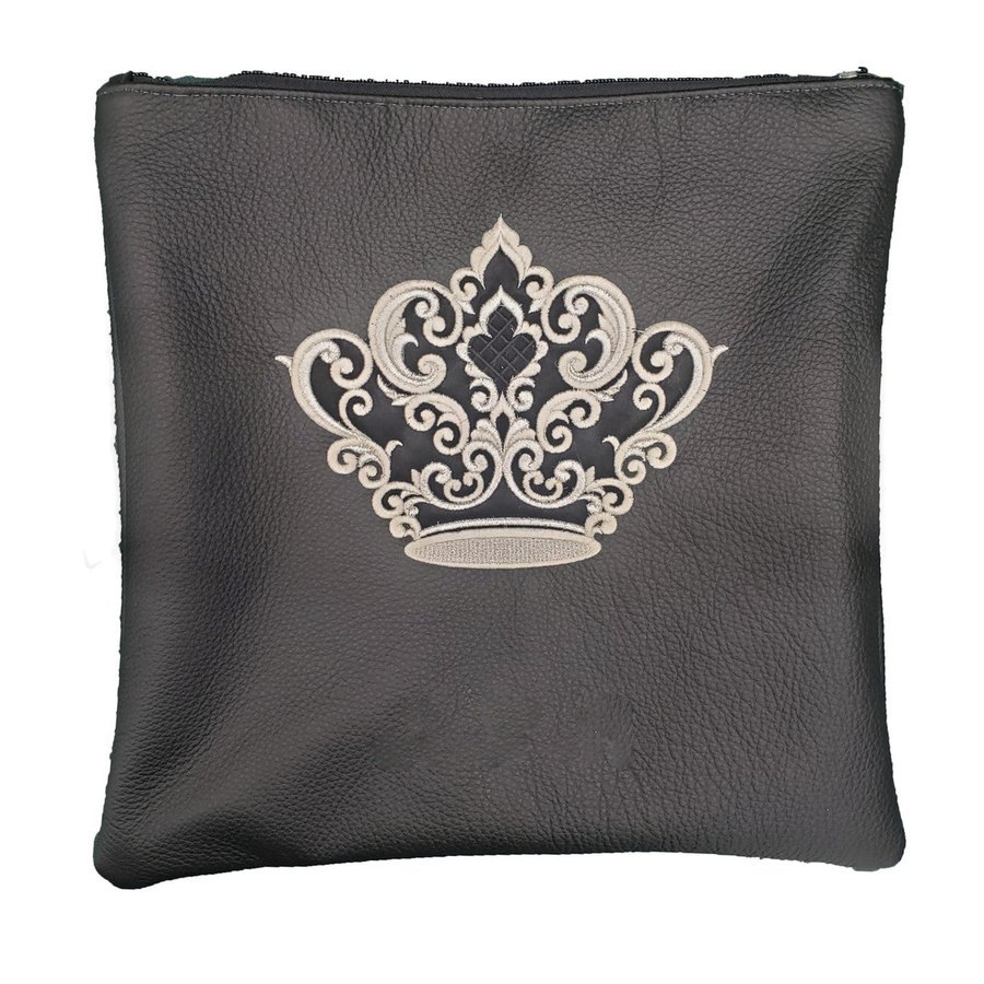 Tallit bag in black leather with silver embroidery, design MC 6025