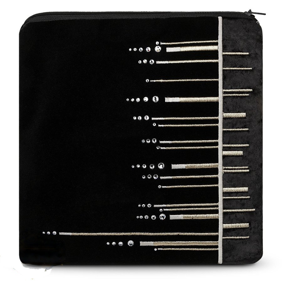 Tallit bag in black velvet with light gold embroidery, design MC 800