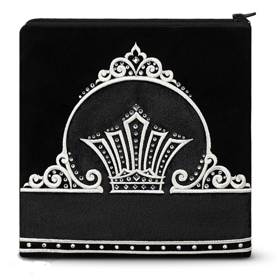 Tallit bag in black velvet with silver embroidery, design MC 850