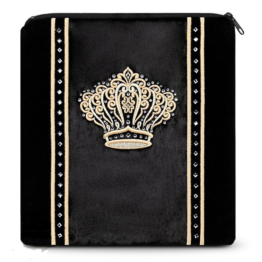 Tallit bag in black velvet with gold embroidery, design MC 915