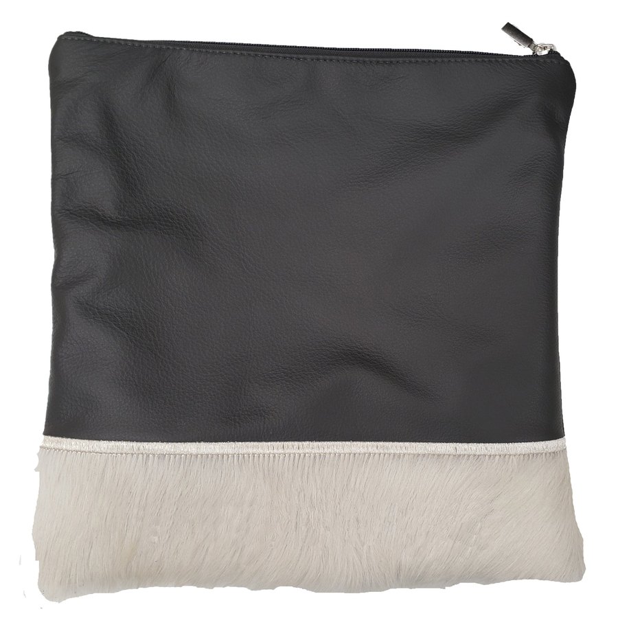 Tallis Bag Design MC 1024 - Black and White Fur