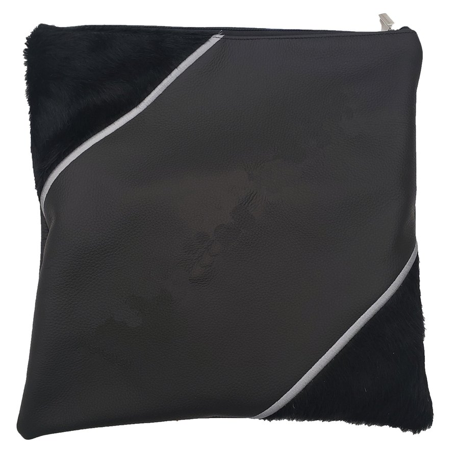 Tallit bag in black leather and black fur, design MC 1037