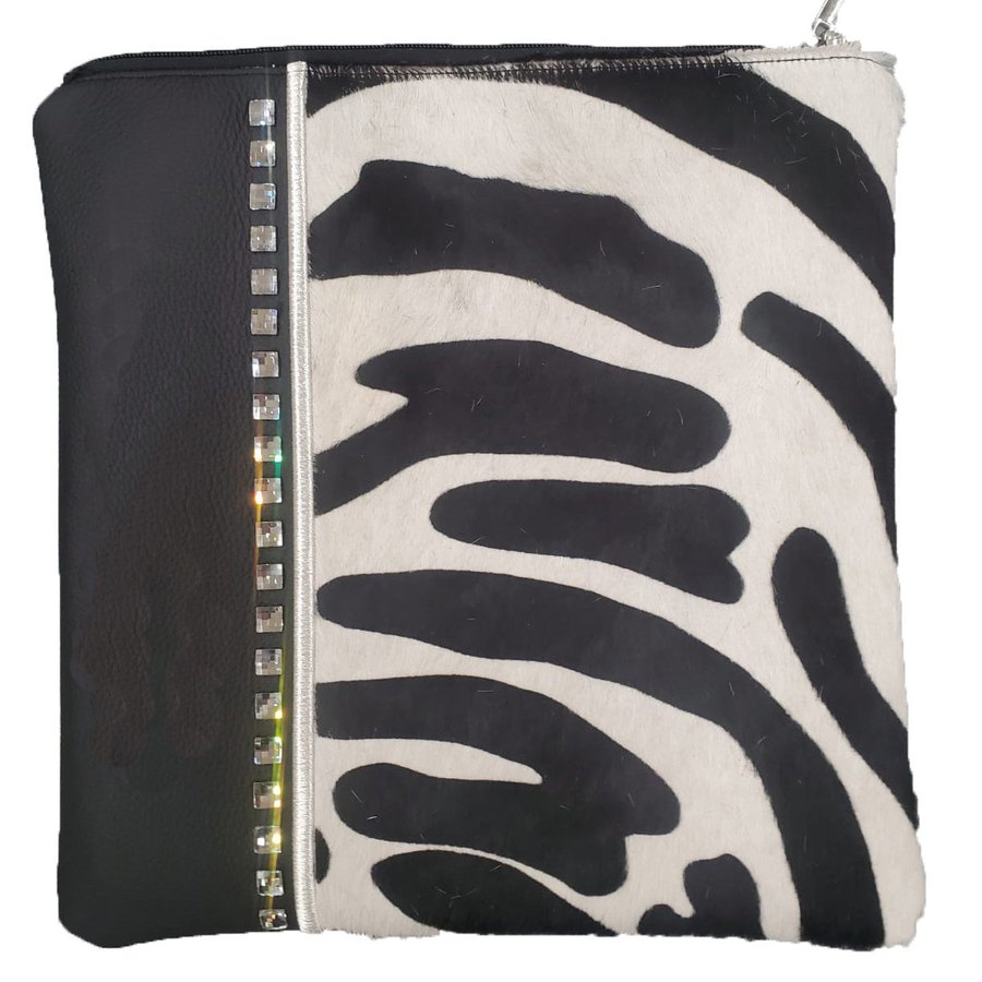 Tallis Bag Design MC 1045 - Black Leather and Zebra-Pattern Fur