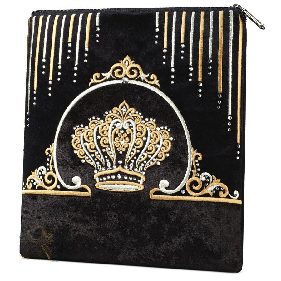 Tallit bag in black velvet with gold embroidery, design MC 857