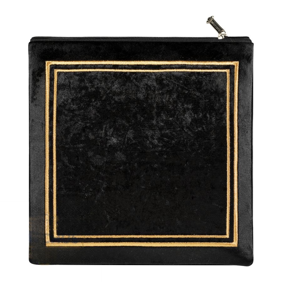 Tallit bag in black velvet with gold embroidery, design MC 340