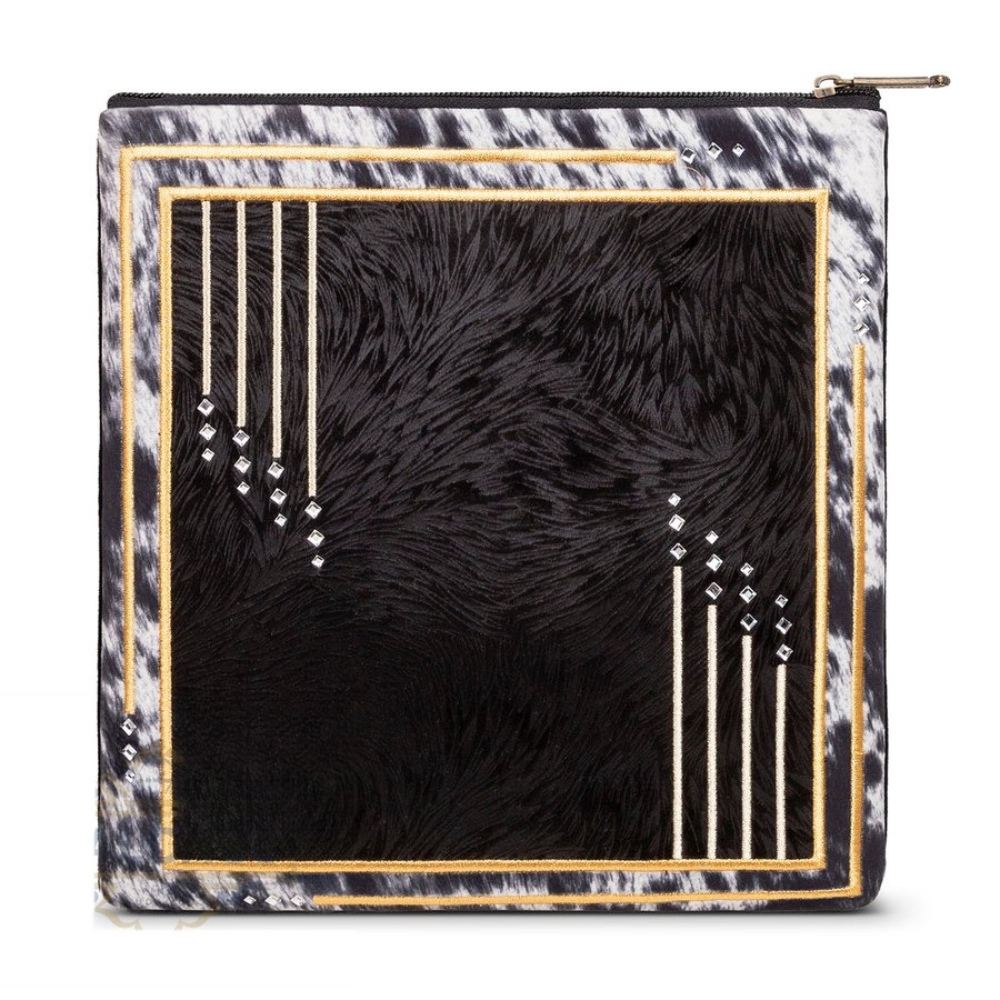 Tallit bag in black velvet with gold embroidery, design MC 345