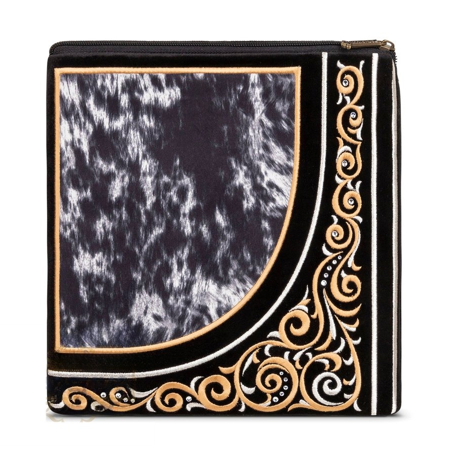 Tallit bag in black velvet with gold embroidery, design MC 836